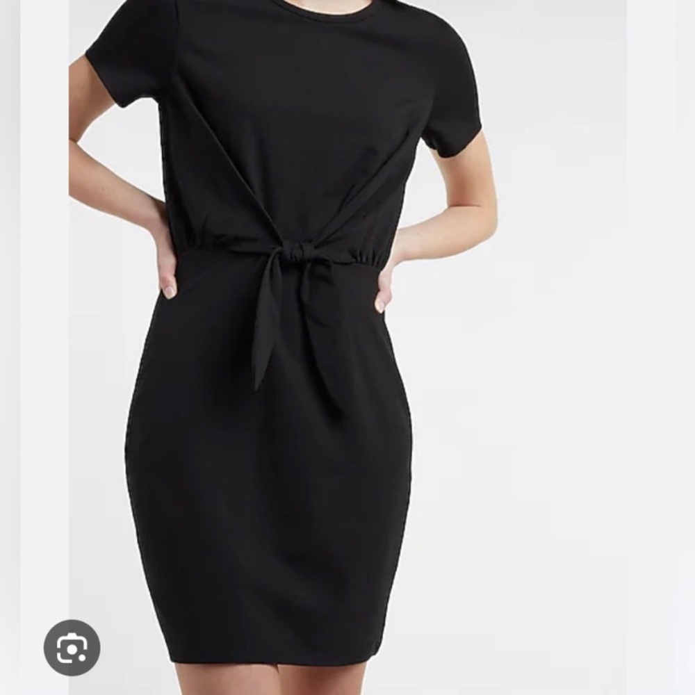EXPRESS 🖤 Tie-Front Mini T-Shirt Dress